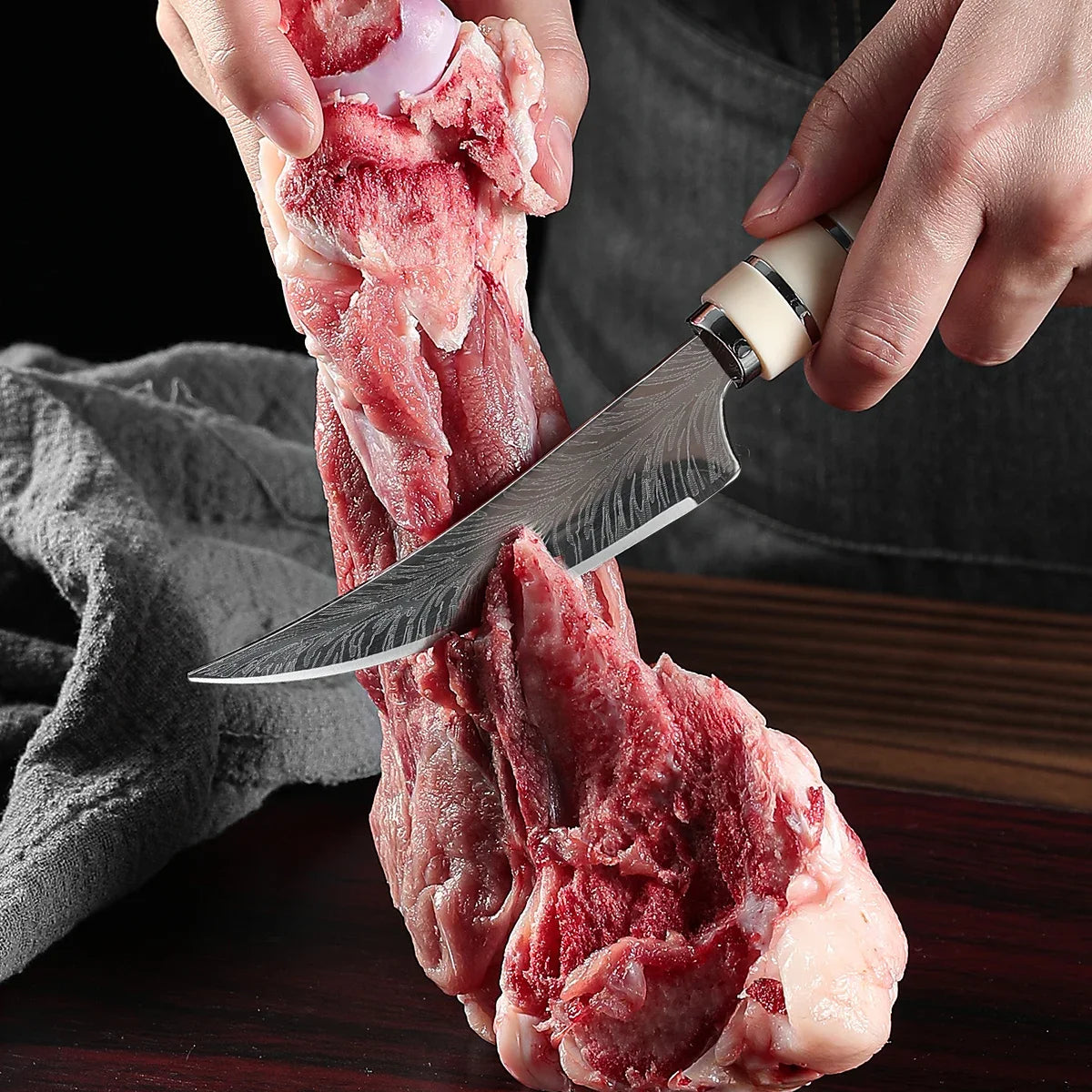 Sharp curved blade, sharp satin finish fruit knife, portable plastic handle boning knife