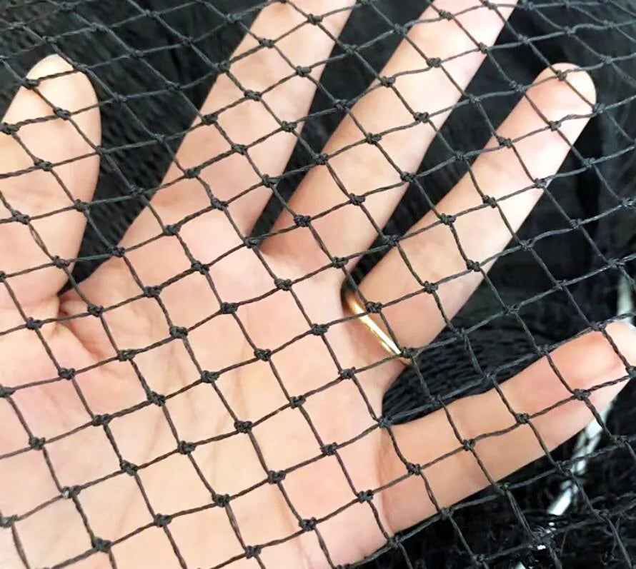 Bird Netting Heavy Duty Anti Bird Deer Protective Net Garden Netting for Crops Protecion Against Birds, Cat ,Deer and Animals