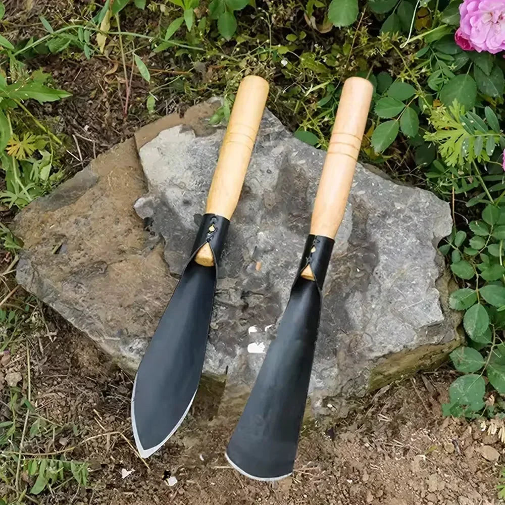 Versatile Garden Shovel for Planting Flowers Weeding Loosening Soil with Sturdy Iron Hoe for Wild Vegetables Harvest